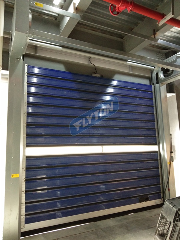 硬質(zhì)快速門